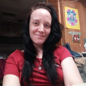 Meet your Posher, Alicia